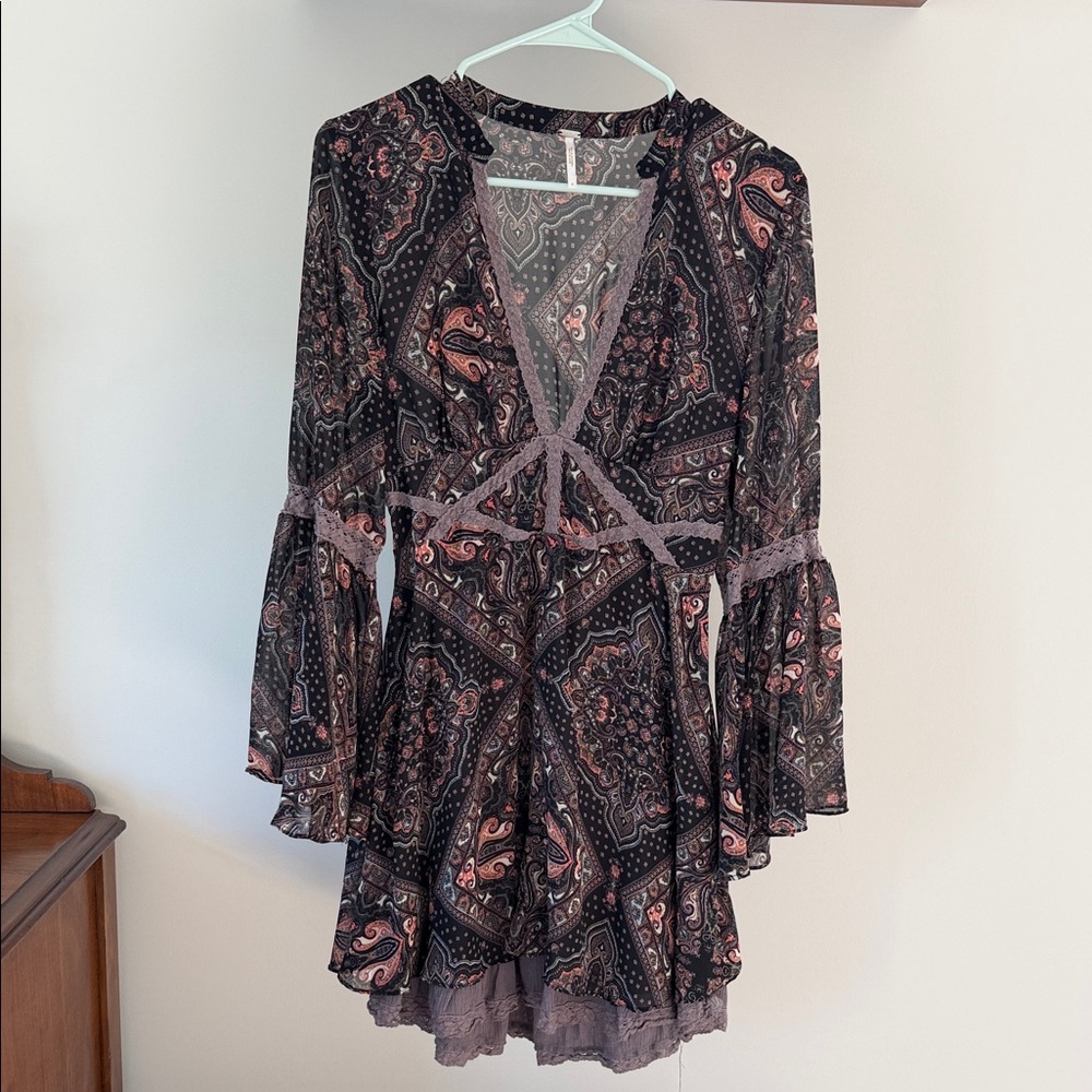Free People Black Paisley V-Neck Long Sleeve Mini Dress